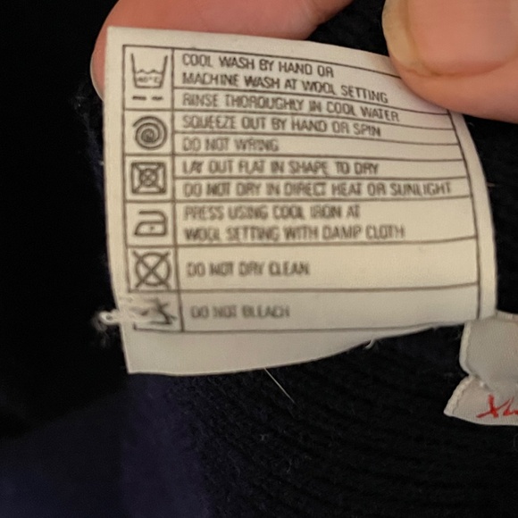 Men's - Pringle Sports - Wool V-Neck Golf Sweater - Sz. XL - Picture 6 of 7